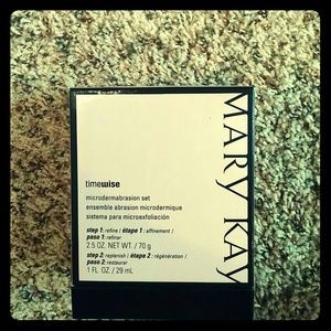 Mary Kay TimeWise microdermabrasion set