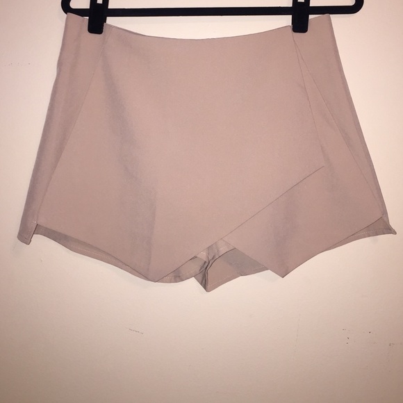 Tan envelope skort