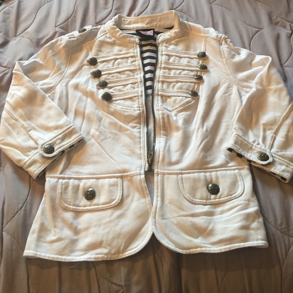 HOST PICK 👠👗👚White military style jacket ⚓️