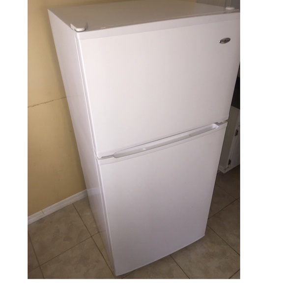 Refrigerator - Picture 2 of 4