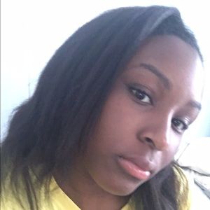 Meet your Posher, Abeana