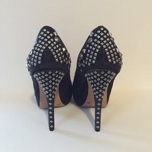 Vince Camuto Missie Peep Toe Pumps 5.5