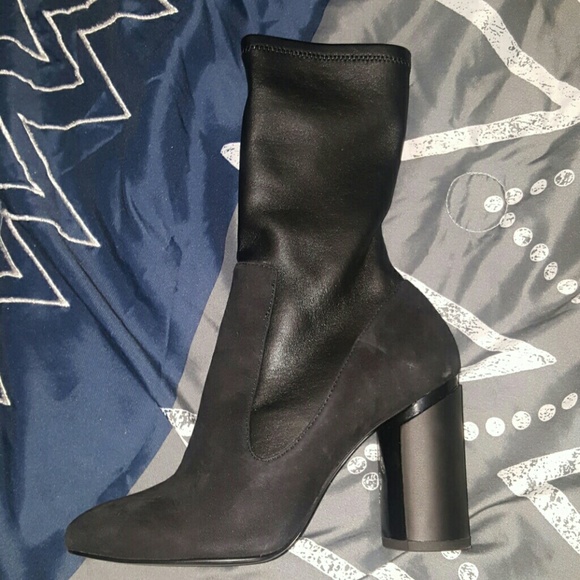 Aldo (crillan booties)w/ box