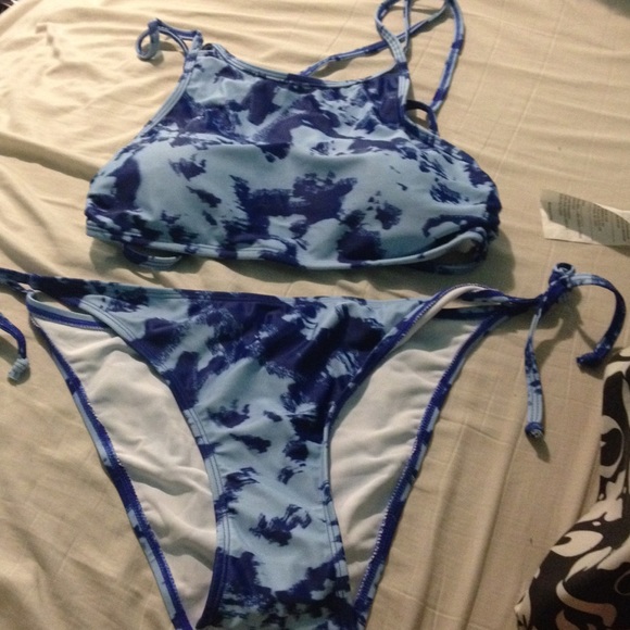 BRAND NEW BIKINI! ⭐️