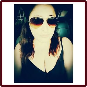 Meet your Posher, Ericka