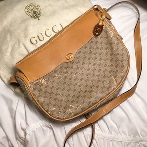 Vintage real Gucci bag lots of wear