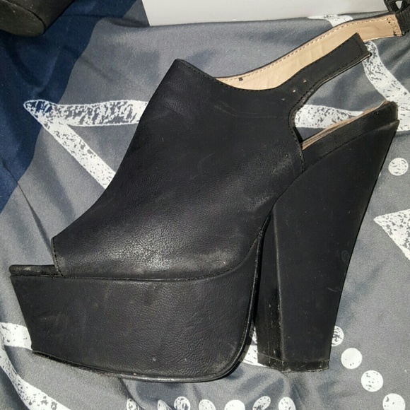 Steve Madden Gabby wedge... W/box