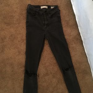 Black skinny jeans