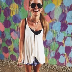 Meet your Posher, Madeline