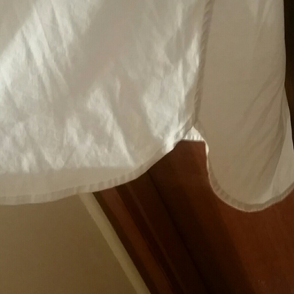 Hi low button down - Picture 4 of 4