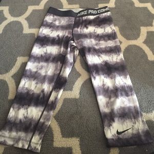 Nike ProCombat Crops