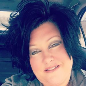 Meet your Posher, Leanne