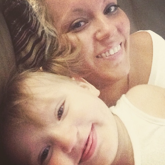 Meet your Posher, Elizabeth