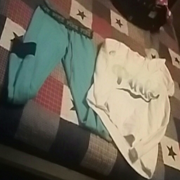 Vs Pink set rare pant! Showing to buyer!