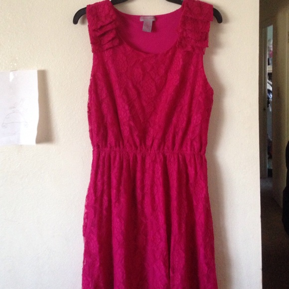 Pink Sleeveless lace dress