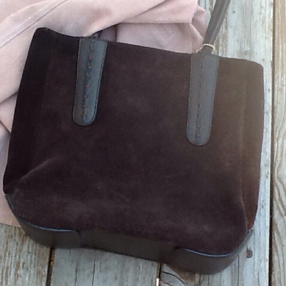 SOLD IN A BUNDLE - Picture 2 of 3