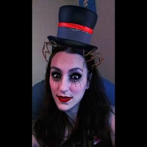 Meet your Posher, Kendra