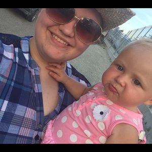 Meet your Posher, Nicole