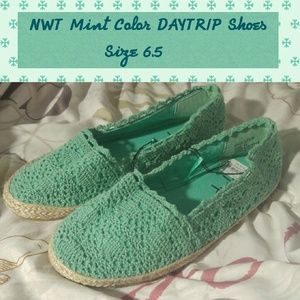 NWT DAYTRIP Jute Mint Green Shoes