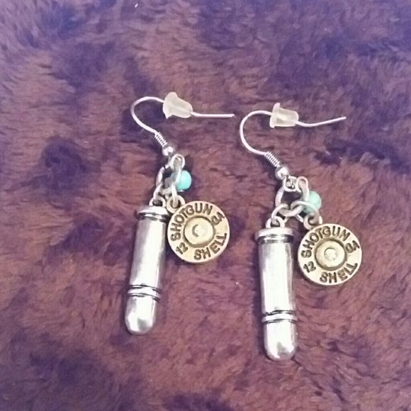 Silver bullets with 12 GA shotgun shell - Picture 2 of 4