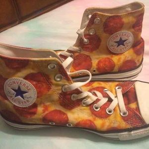 Pizza high tops!