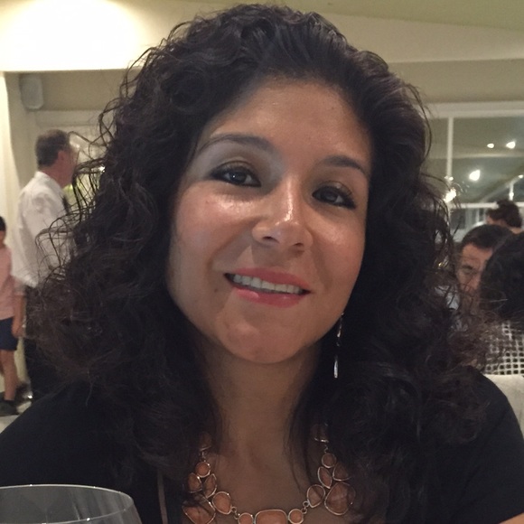 Meet your Posher, Norma