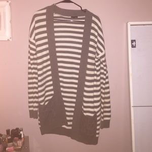 *NEVER WORN* express cardigan grey/blue and white