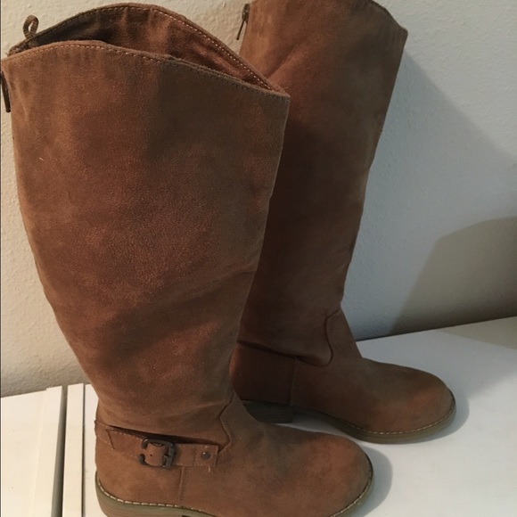 Old Navy Tan Boots