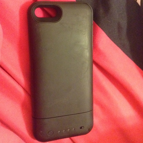 Used black morphie case for iPhone 5/5s