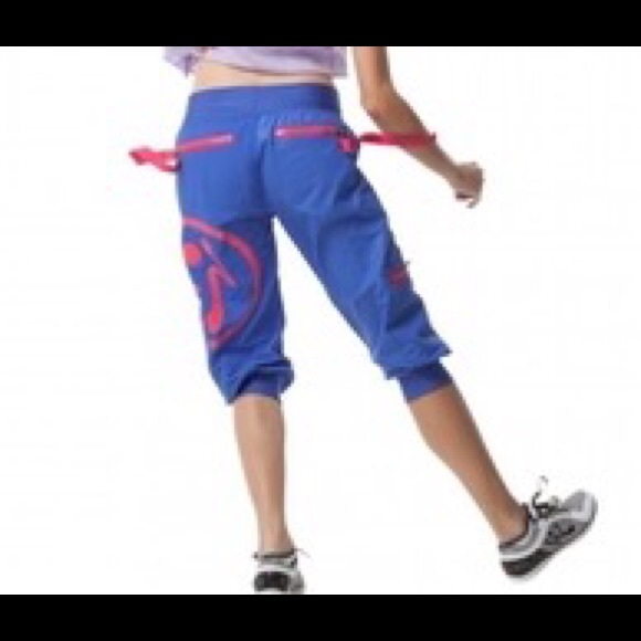 Zumba wonder cargo pants in Dazzling Blue