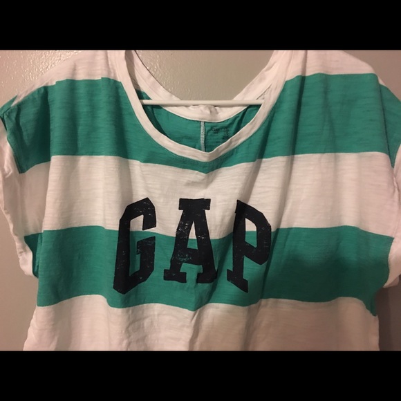 Gap NWOT. Buy 3 get one free! On summer clothes 😍