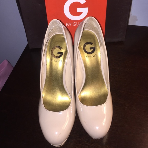 Tan patten leather heels