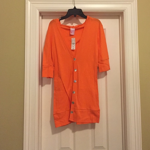 🆕 Orange cardigan