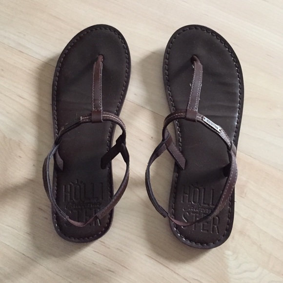 Hollister sandals