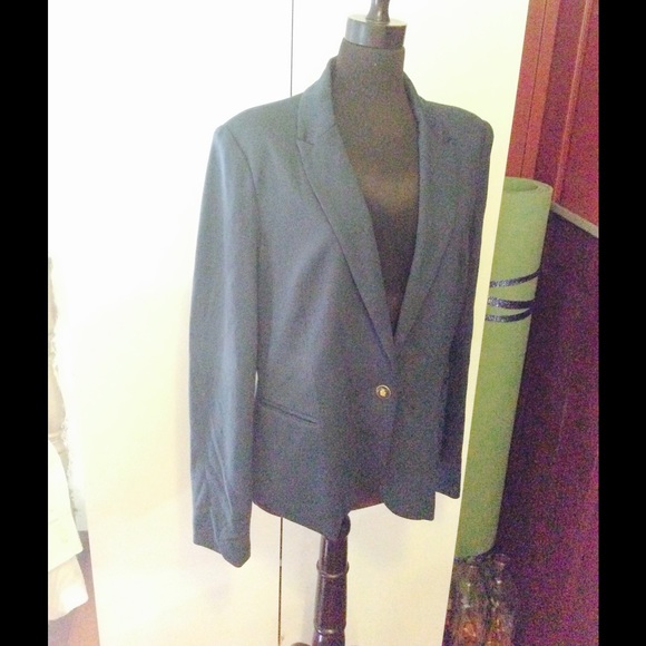 NWT PEACOCK BLUE VIVIENNE TAM ONE BUTTON BLAZER.