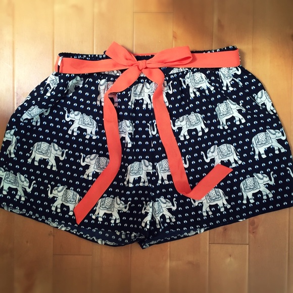 ModCloth Pants - NWOT Modcloth Elephant Shorts