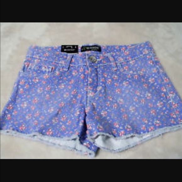 NWOT Floral Shorts