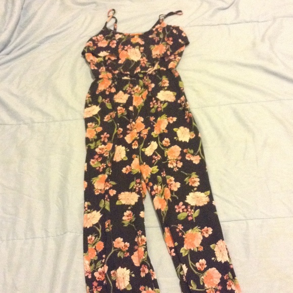 One piece jump suit