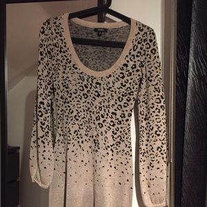 Long sleeve leopard dress