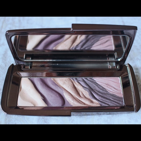 HourGlass Modernist Eye Shadow Pallet