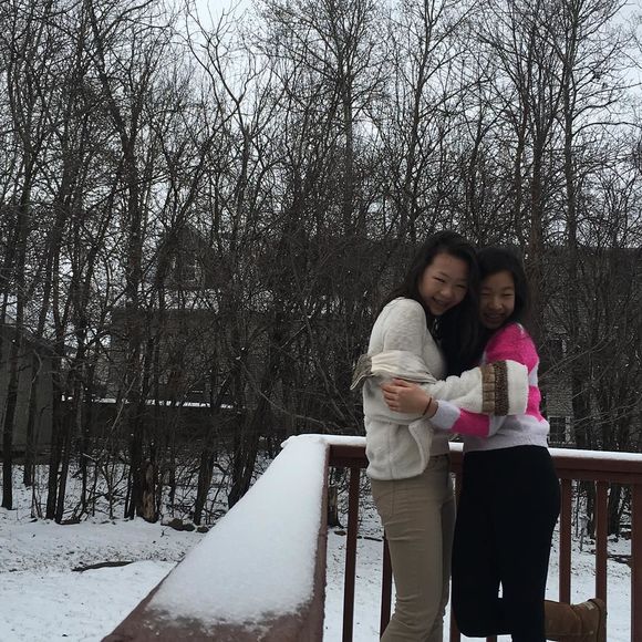 Meet your Posher, Cindy - Picture 1 of 1