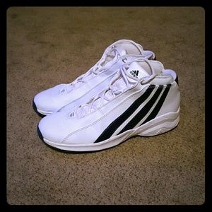 White Adidas women's shoes