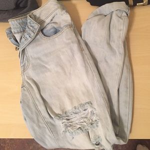 American Eagle Boy Cropped pants
