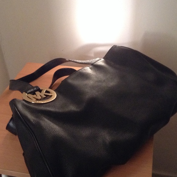 Michael kors shoulder bag in black