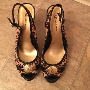 Anne Klein leopard and goal peep toe sling backs!