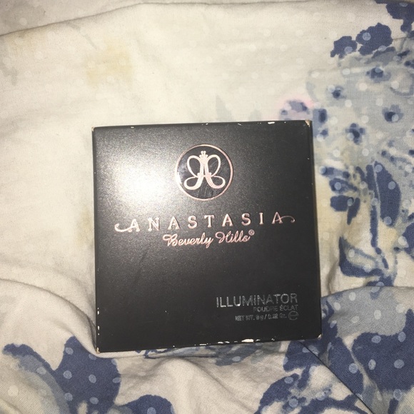 BRAND NEW ANASTASIA BEVERLY HILLS "SO HOLLYWOOD"