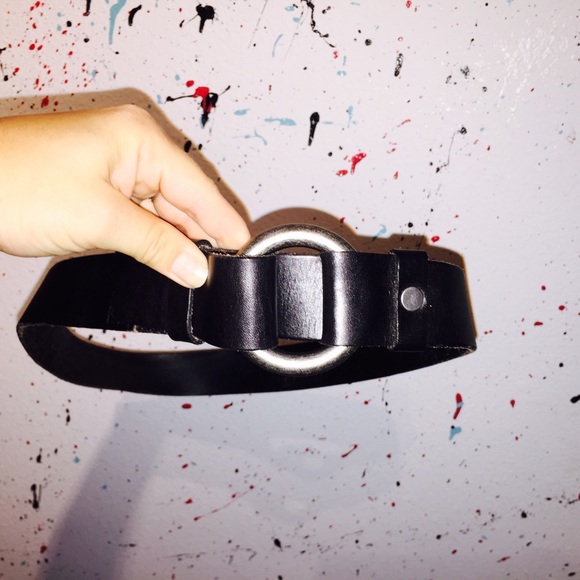 Black XS Gap Belt