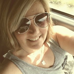 Meet your Posher, Tonya