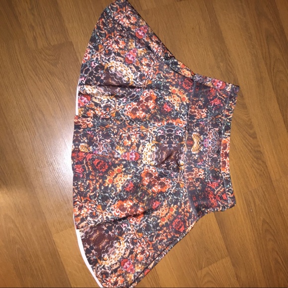 Floral printed skirt - Picture 6 of 6