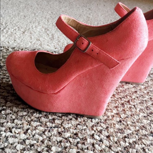 Pink Wedges